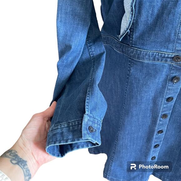 Madewell button front ruffle denim long sleeve dress - 12 - Picture 4 of 9
